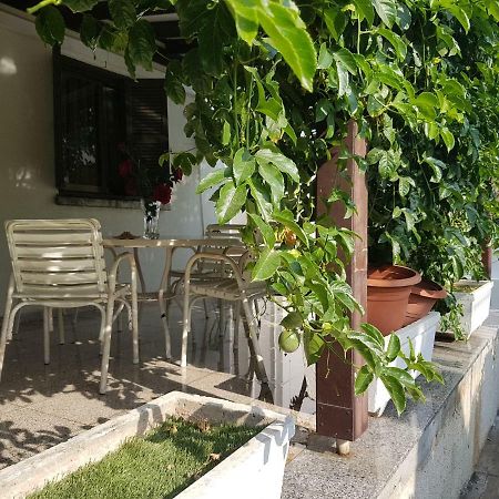 Sandy Beach Apartment 3 Voroklini Exterior foto